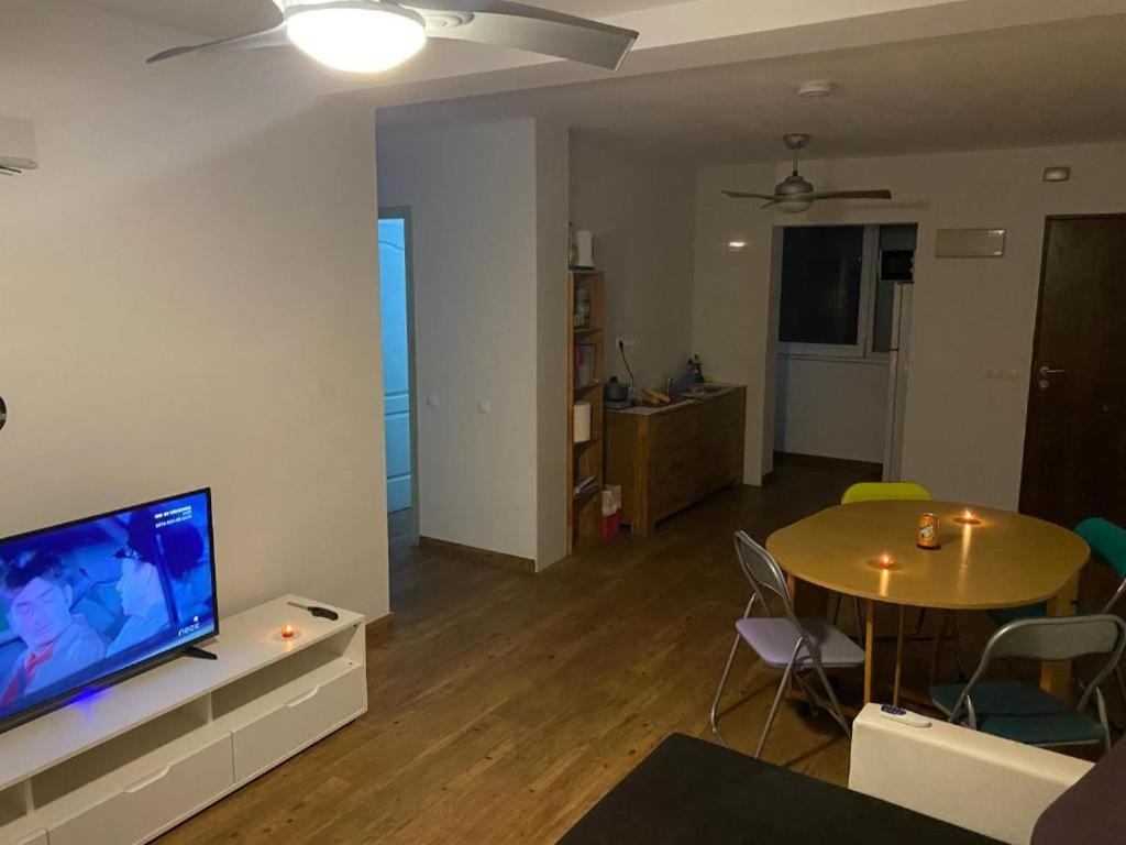 Casaalicante Private Apartment Condo For Up To 5 People Zentrale Wohnung Ac Bedroom Klimaanlage Dış mekan fotoğraf